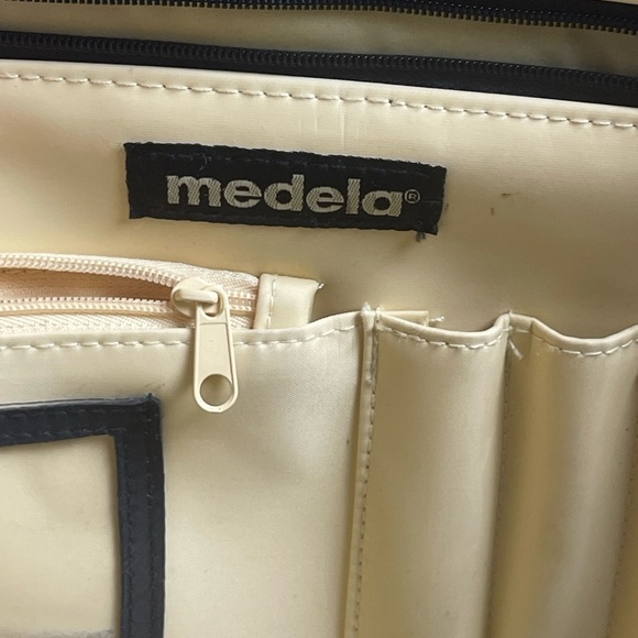 Medela Black and Tan Baby Bag - Picture 9 of 12